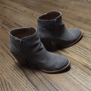Grey suede Seychelles booties